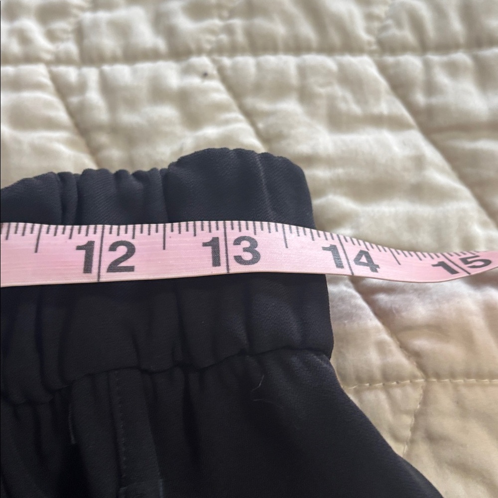 lululemon Black A-Line office-ready Athleisure Skirt Size 8 - Picture 5 of 6